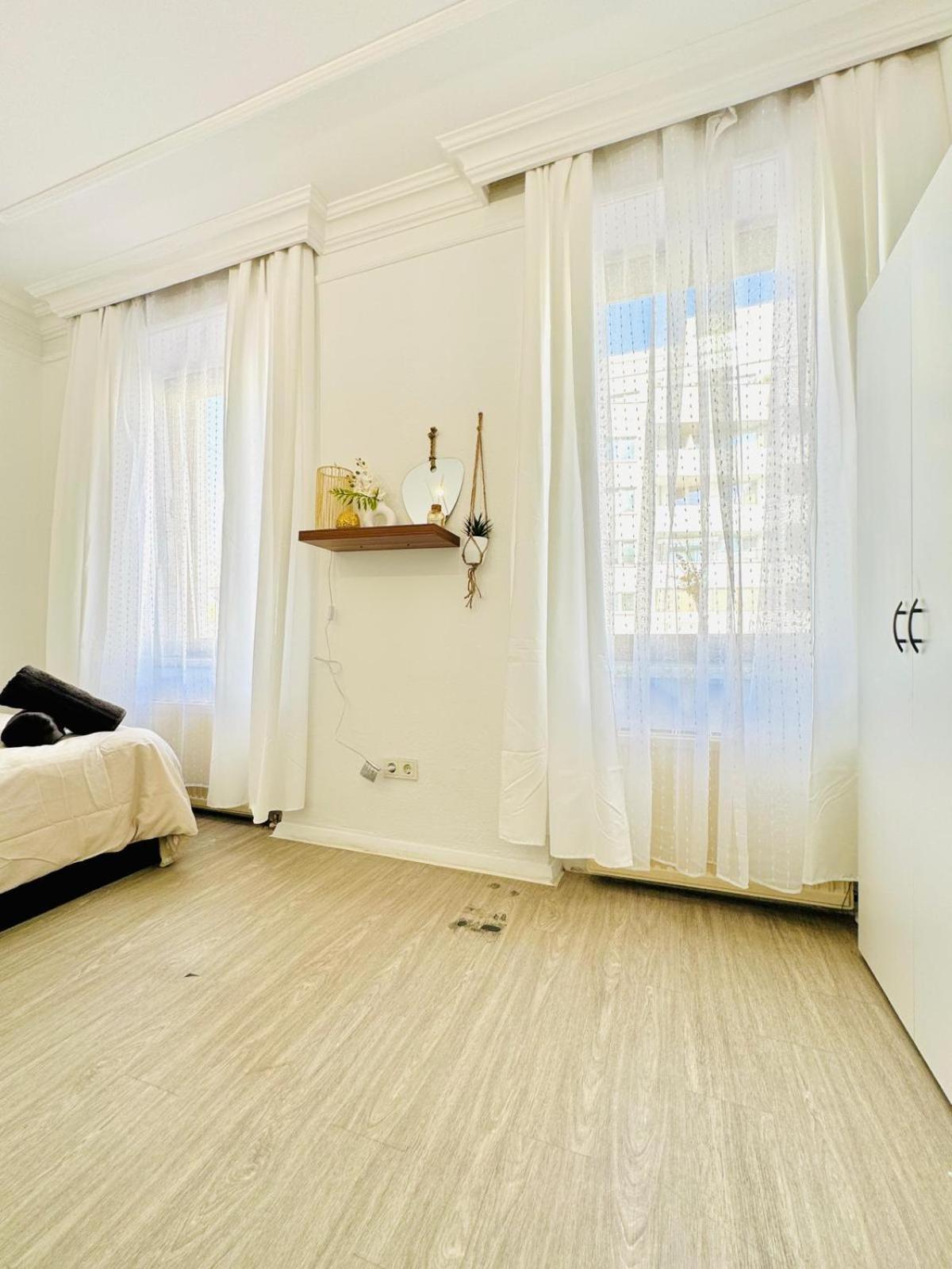 Beautiful 4br For Up To 12p 10 Min To Fac Platz *