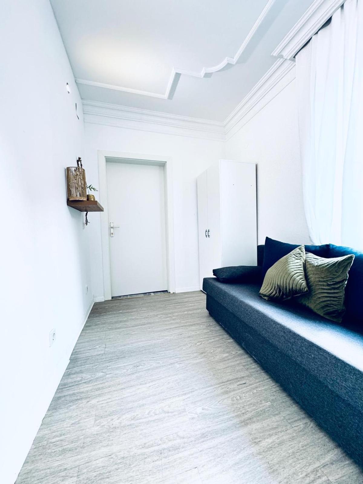Beautiful 4br For Up To 12p 10 Min To Fac Platz Apartment *