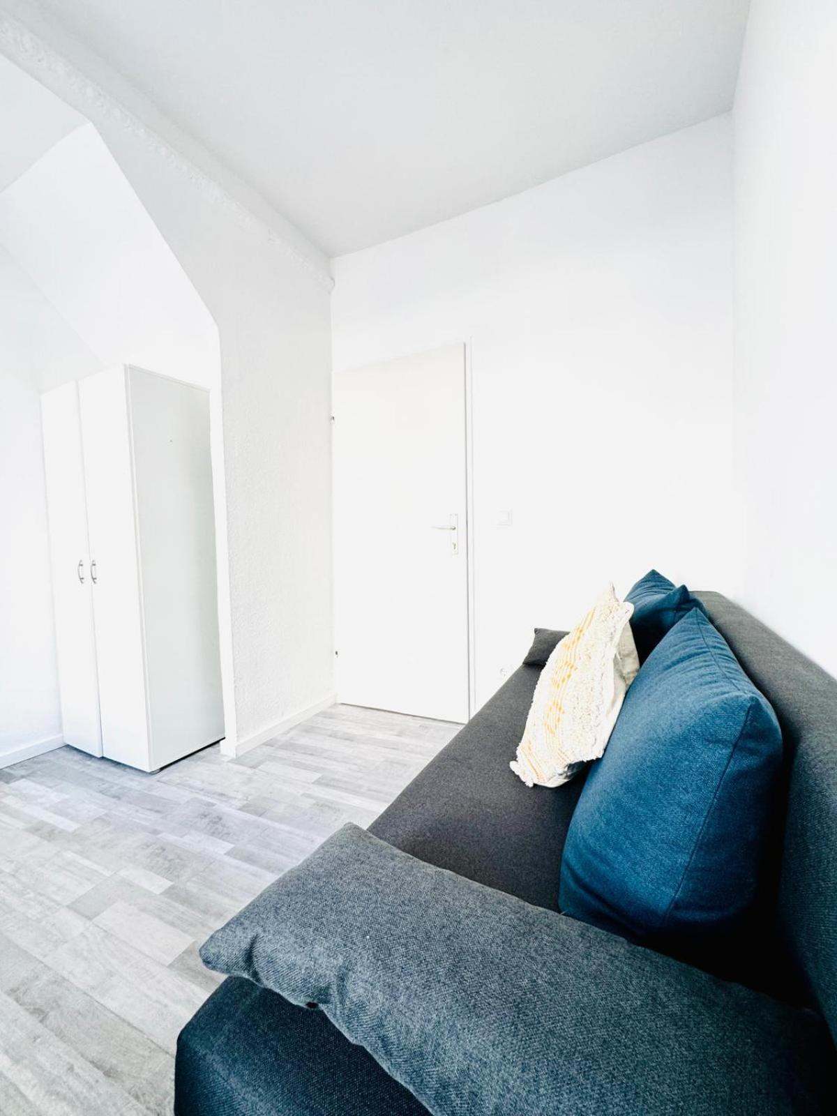 Beautiful 4br For Up To 12p 10 Min To Fac Platz Apartment